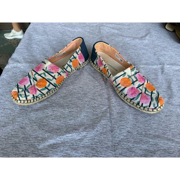 TOMS Classic Citrus/Orange Espadrille slip on shoes, size 8.5 - Picture 4 of 8